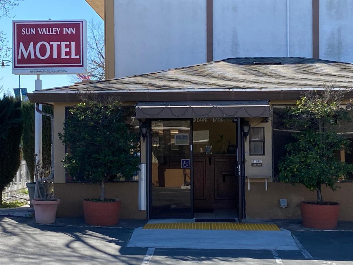 Sun Valley Inn Pleasant Hill Exterior foto